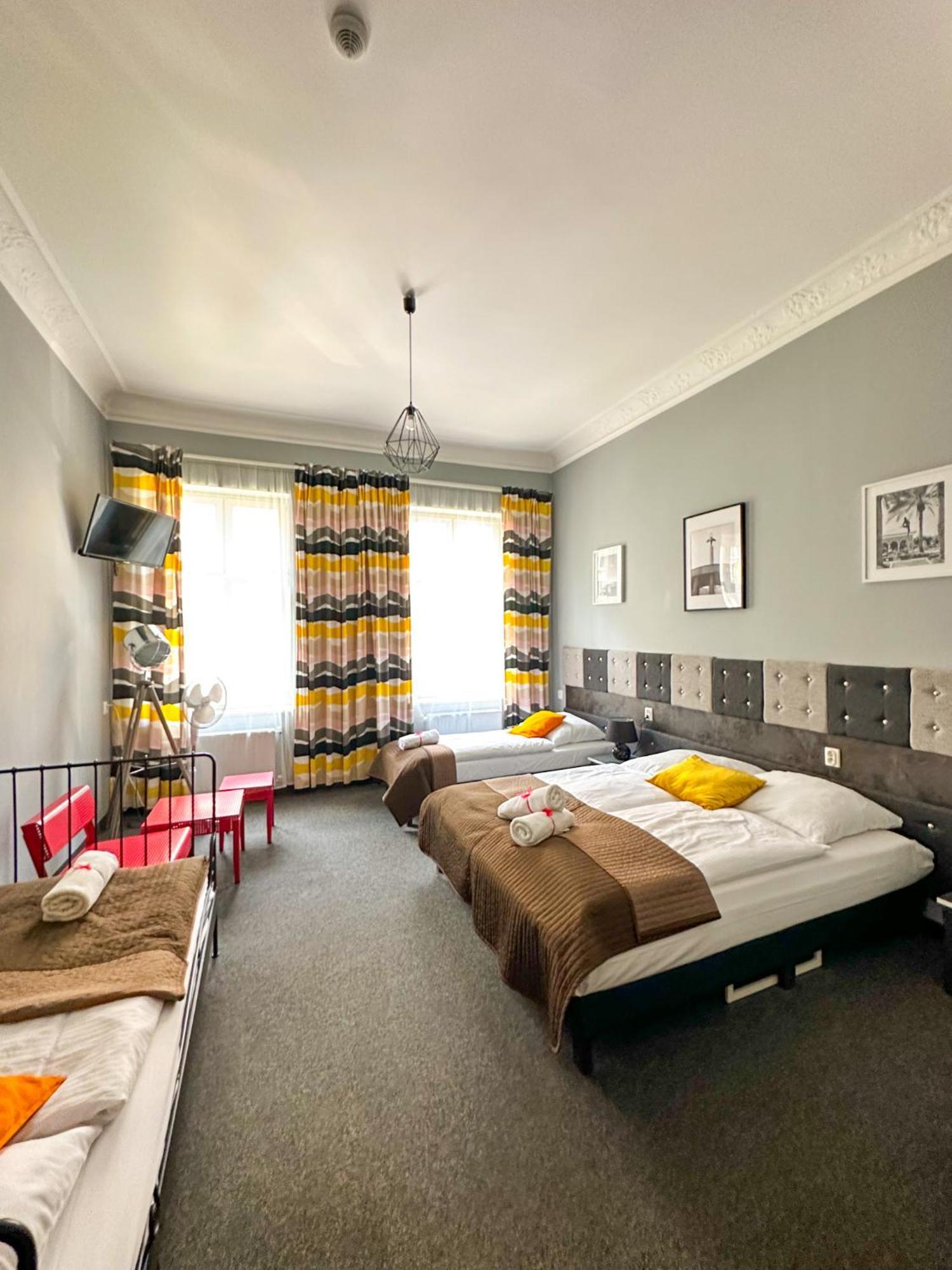 Expolis Residence - City Center Mtp Targi - 24H #Betterthanyourex Познан Екстериор снимка