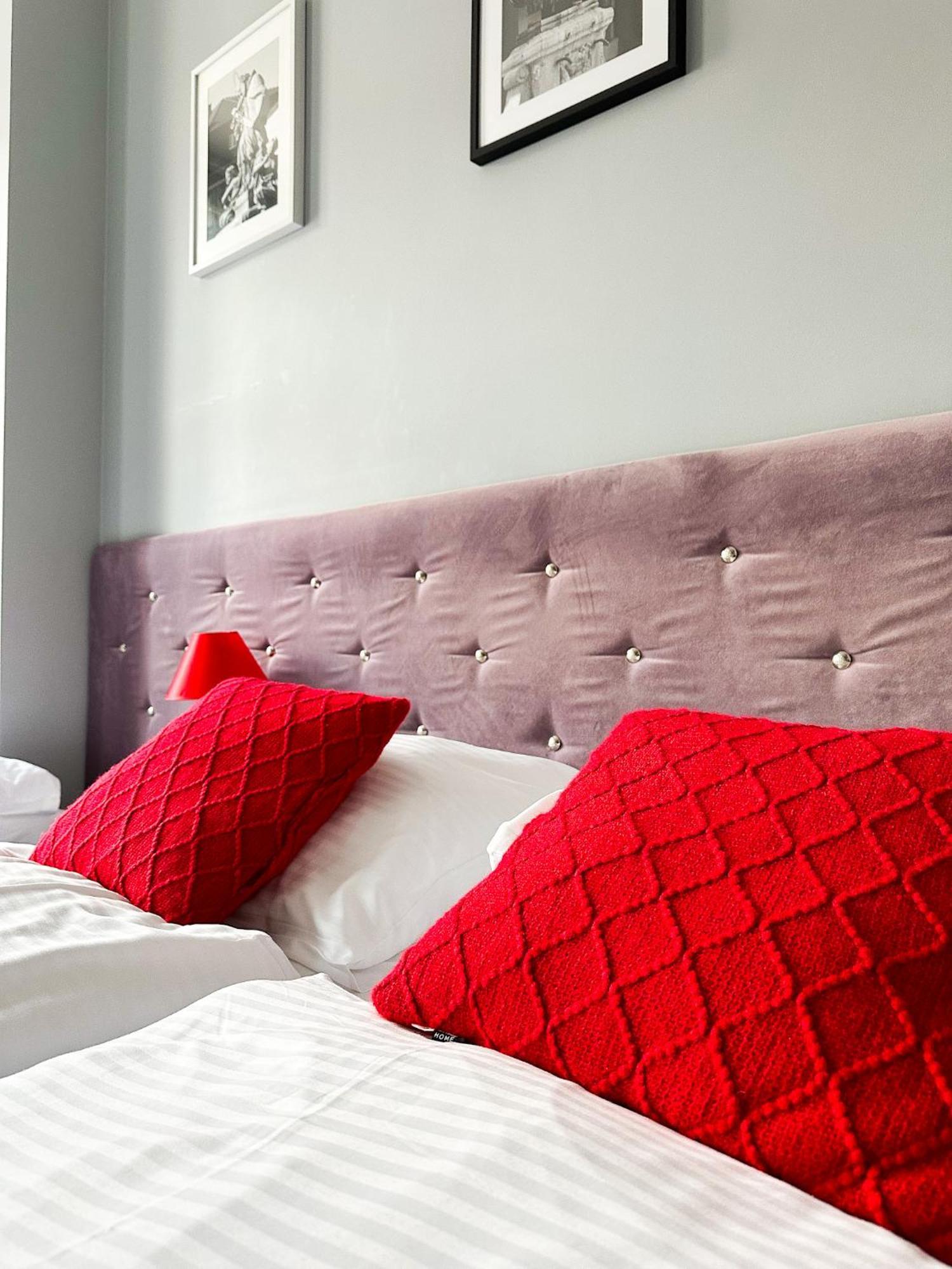 Expolis Residence - City Center Mtp Targi - 24H #Betterthanyourex Познан Екстериор снимка