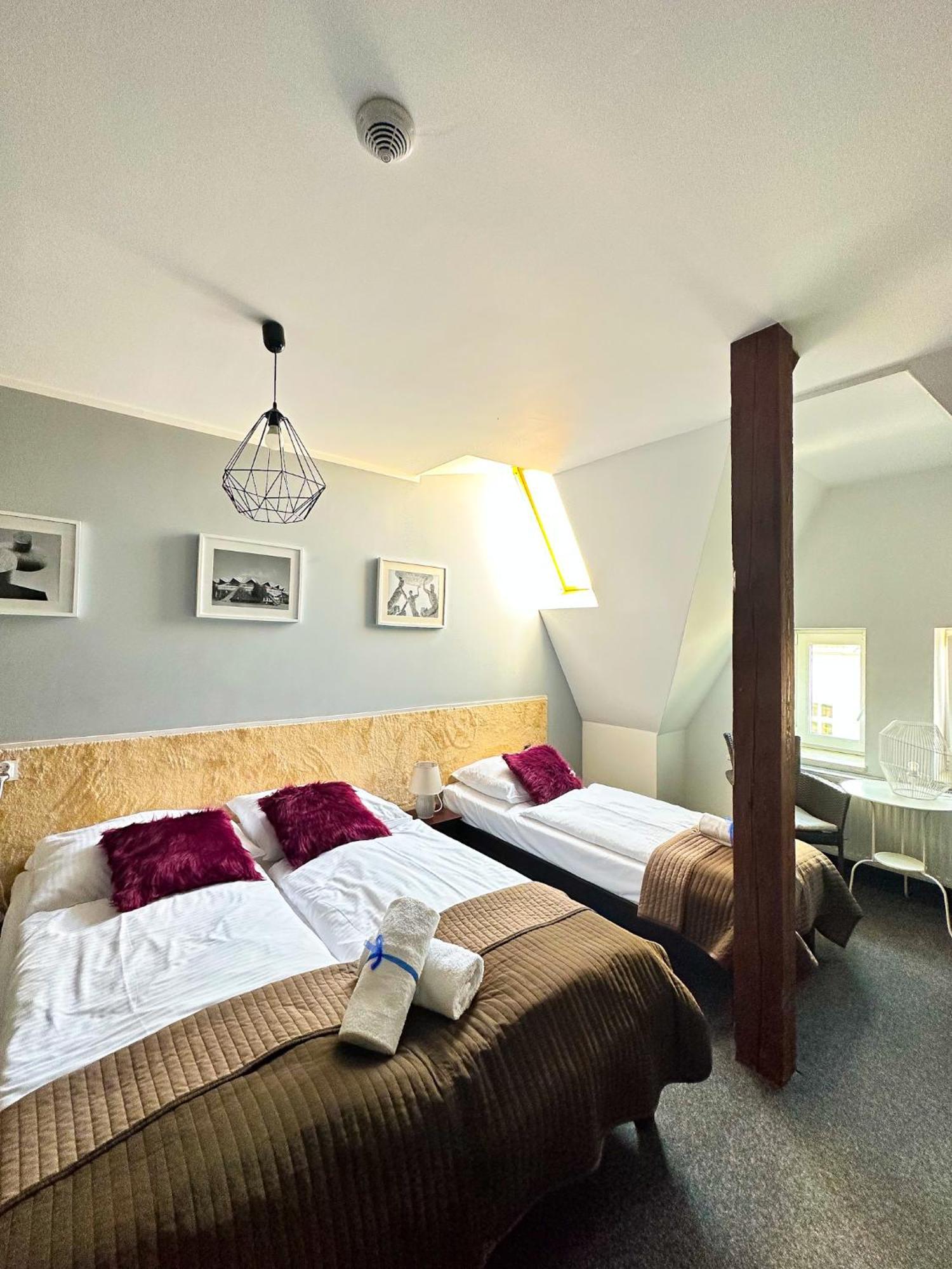 Expolis Residence - City Center Mtp Targi - 24H #Betterthanyourex Познан Екстериор снимка